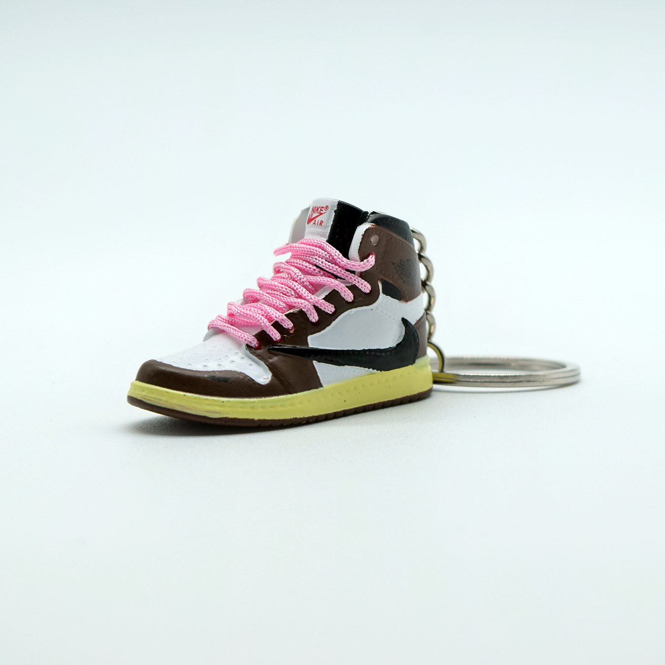 New Sneakerhead AJ1 Travis Scott - Keychain.