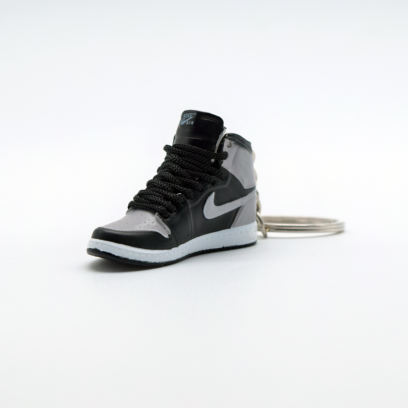 New Sneakerhead AJ1 Shadow - Keychain.