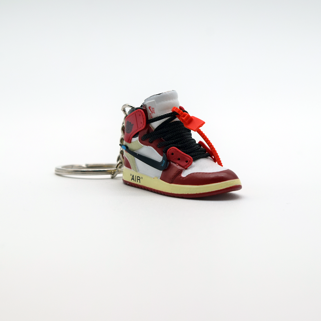 New Sneakerhead AJ1 Off-White Chicago Orange Laces - Keychain.