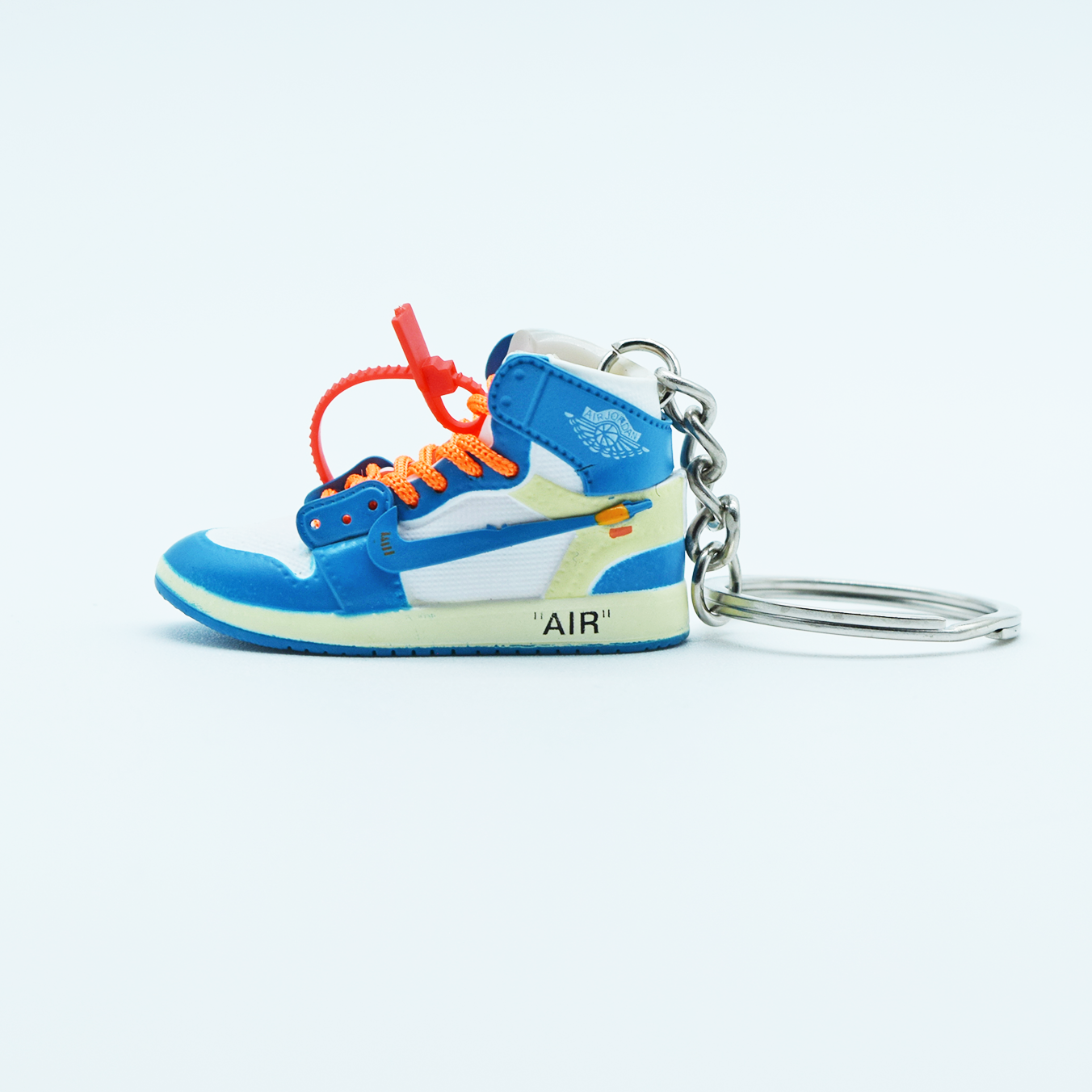 New Sneakerhead AJ1 Off-White UNC - Keychain.